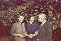 Gattin Paula, Tochter Elfi und Rudolf Schuh um 1942