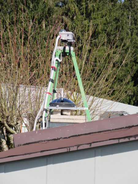 Datei:Meßgerät bei der Sternwarte.JPG