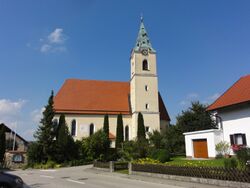 Pfarrkirche Weyregg, Südseite.jpg