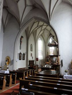 Pfarrkirche Weißenkirchen, Innenansicht.jpg