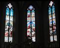 Kirchenfenster im Altarraum in der Pfarrkirche Schörfling