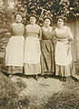 Ein Viermäderlhaus auf Ferien - 1913