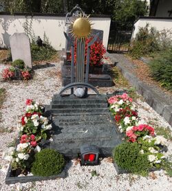 Grab von Friedrich Gulda in Steinbach am Attersee.jpg