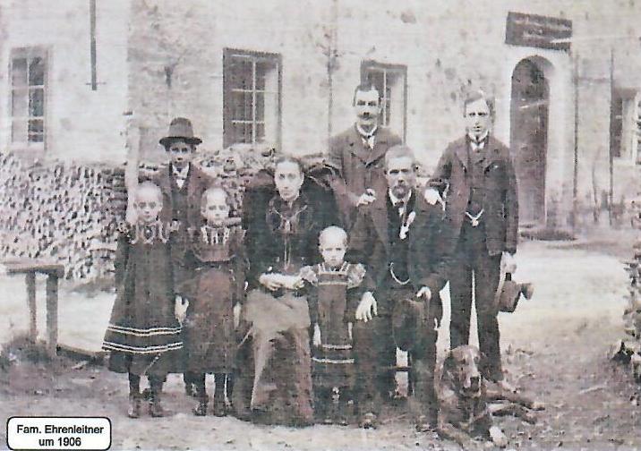 Datei:Familie Ehrnleitner.jpg