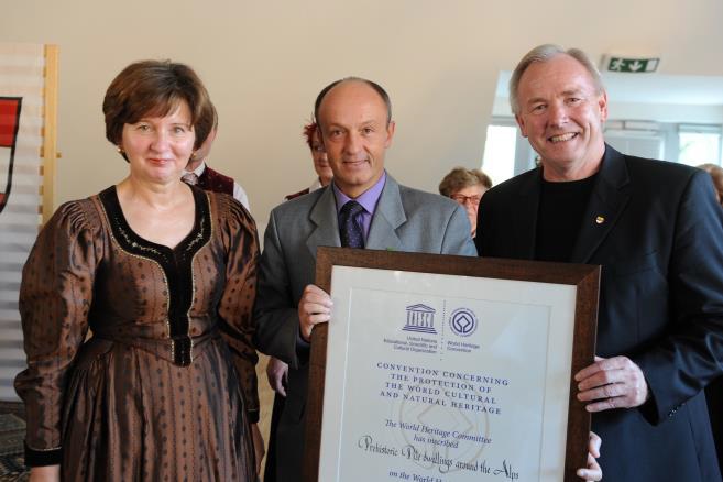 Datei:Pfahbau Reiter.jpg