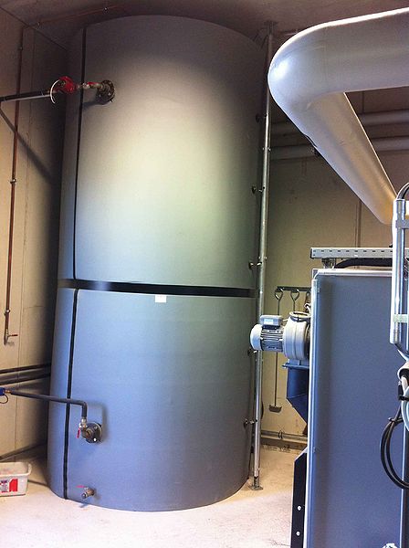 Datei:HeizSpeicher.jpg