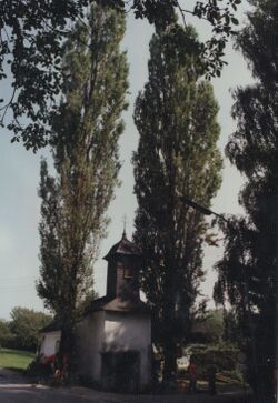 Kapelle 1992 Pappeln.jpg