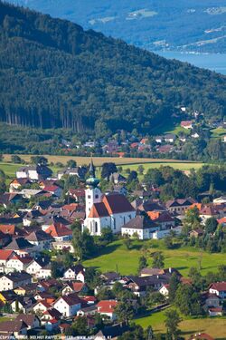 Schoerfling Kirche.jpg