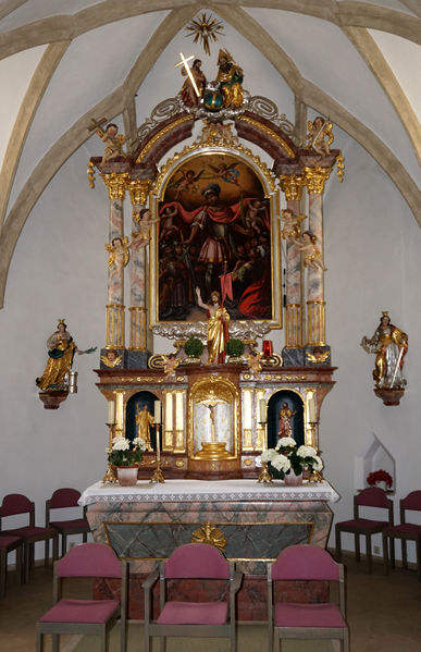 Datei:Altar in der Pfarrkirche Nußdorf.jpg