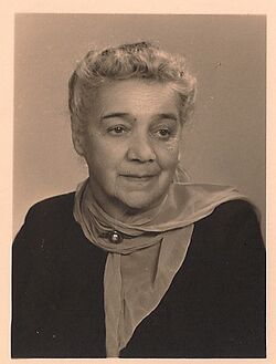 Else Kapretz-Winkler Generalswitwe 1957.jpg