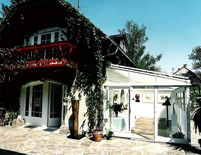 Datei:Zwach Bio 11.jpg