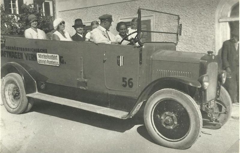 Datei:Autobus1930.JPG