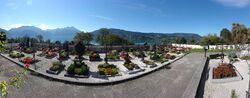 Friedhofpanorama in Steinbach am Attersee.jpg