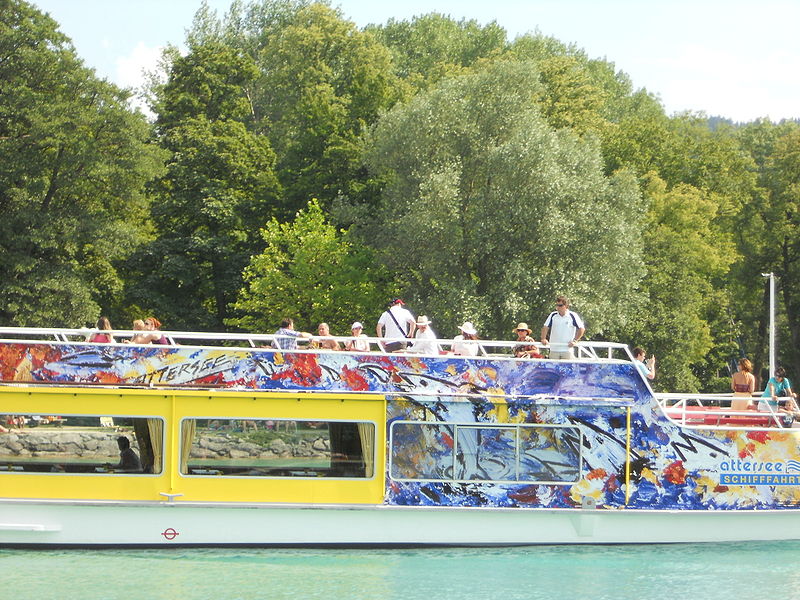 Datei:Schiff Fischparade DSCN2911 Rz.JPG