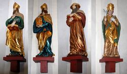 Collage der Statuen in der Kalvarienkirche.jpg