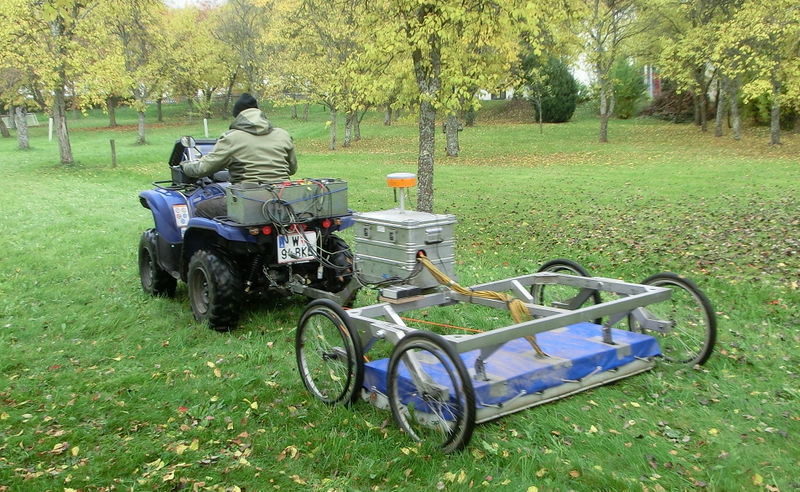 Datei:Bodenradar Weyregg.JPG