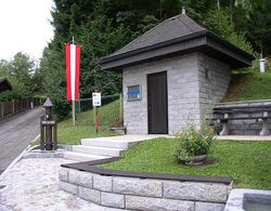 RZ WG BRUNNKAHRL.JPG