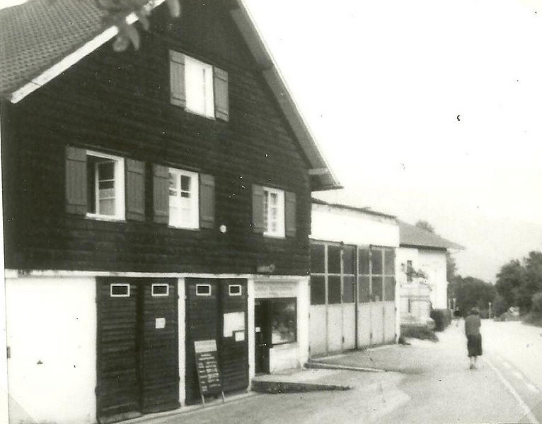 Datei:Holzbauernhaus1975.jpg