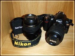 NIKON NEWS 320x P9090075.JPG