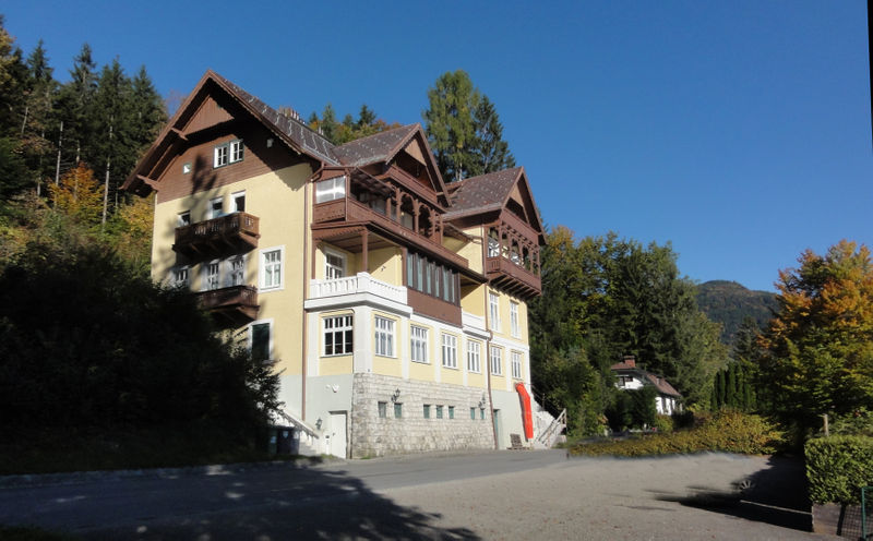 Datei:Ehem. Hotel Alpenblick, Seeleiten-Bundesstraße.jpg