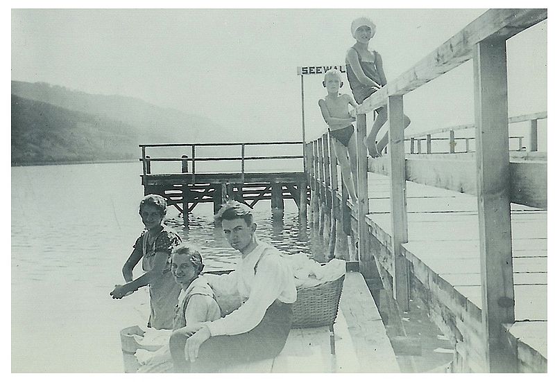 Datei:1928 Landungssteg SWN 3.jpg