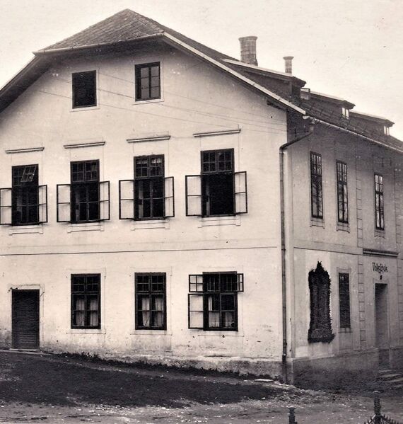 Datei:1. Kriegerdenmal-1921.jpg