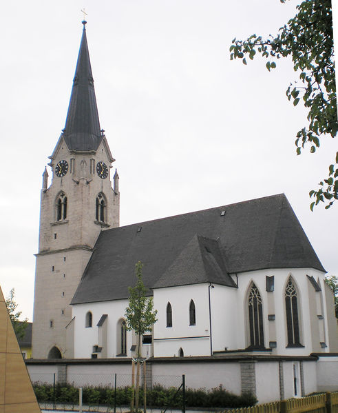 Datei:Pfarrkirche Gampern, A.jpg