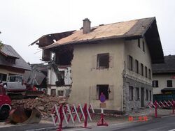 GemeindehausAbriss.jpg