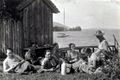 Jausenzeit am See 1936 – die Leute vom Roiderhof