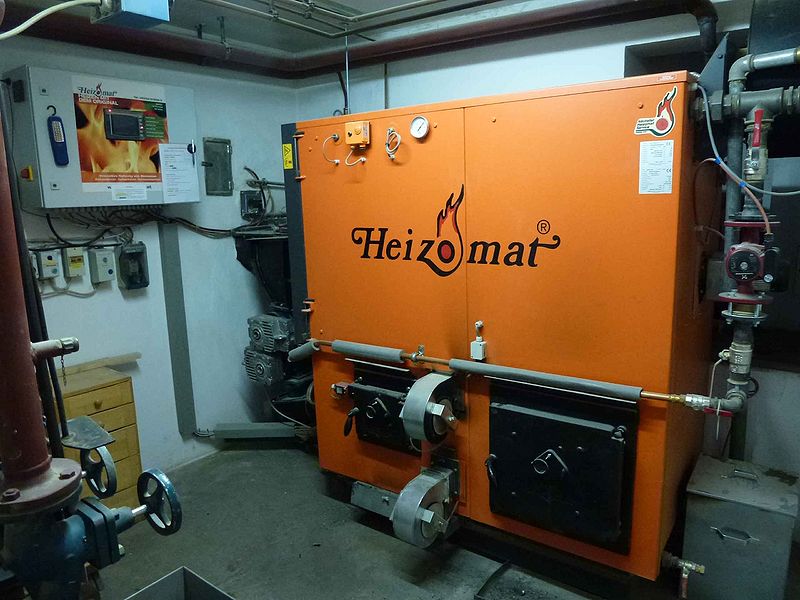Datei:HeizkesselTischlerei.jpg