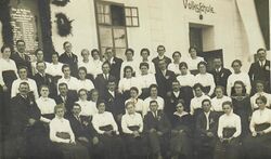 Kriegerdenmal-Einweihung-1921.jpg