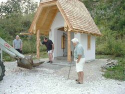 Außengestaltung im Juni 2003.jpg