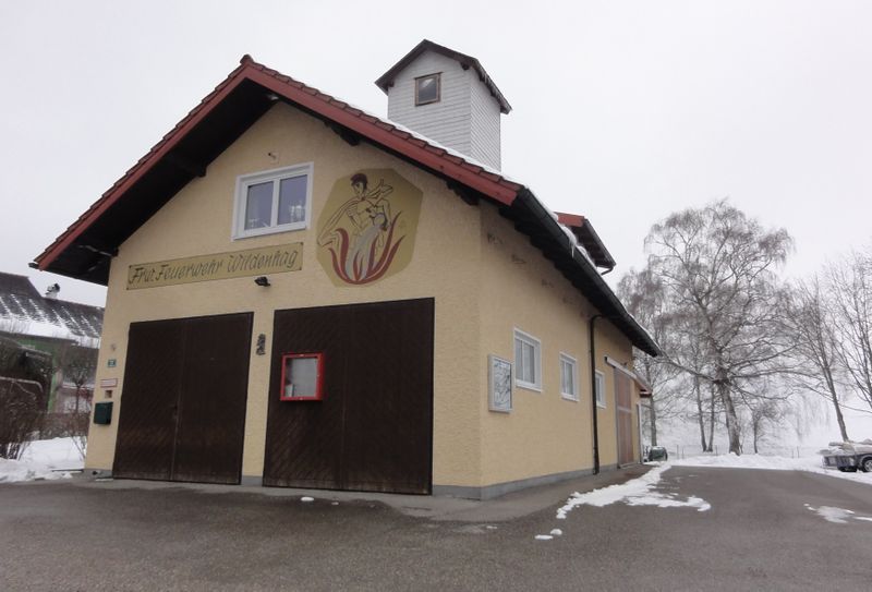 Datei:Zeughaus der Freiwilligen Feuerwehr Wildenhag.jpg