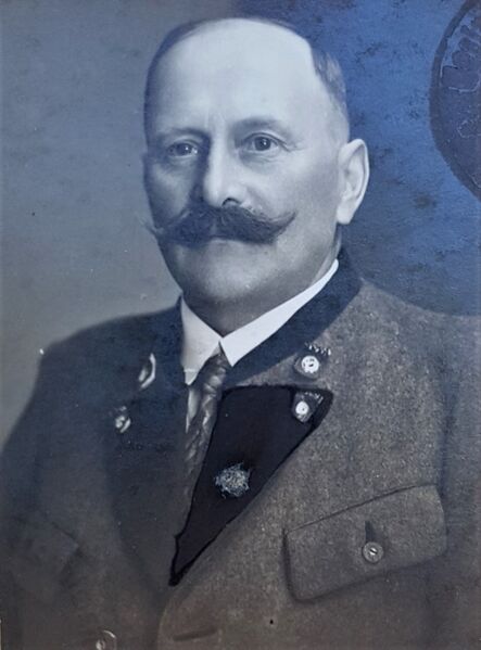 Datei:Schneeberger Josef 1938 -1945.jpg