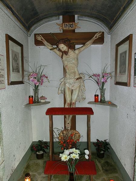 Datei:Hoad Kapelle Einrichtung.jpg