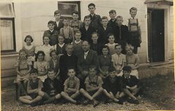 Schuljahr 1952.jpg