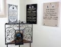 Erinnerungstafeln in der Kronberg-Kapelle
