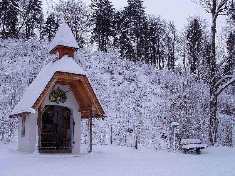 Datei:Hubertuskapelle Dez. 05.jpg
