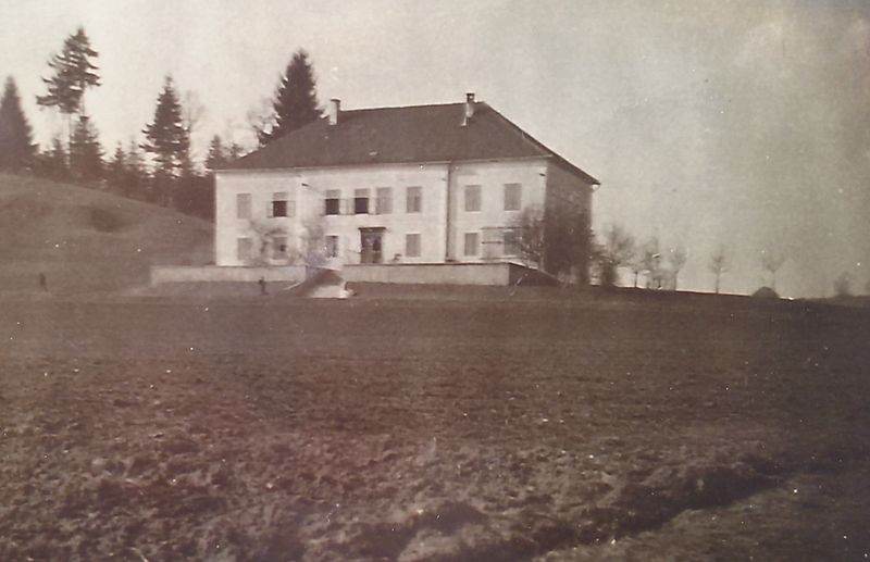 Datei:SWN Volksschule um 1930 b.jpg