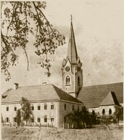 Schule mit Kirche1.jpg