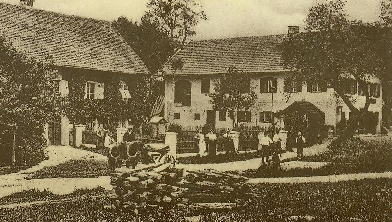 Datei:Dorfplatz Aurach 1910.jpg