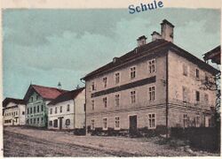 Volksschule St. Georgen.jpg