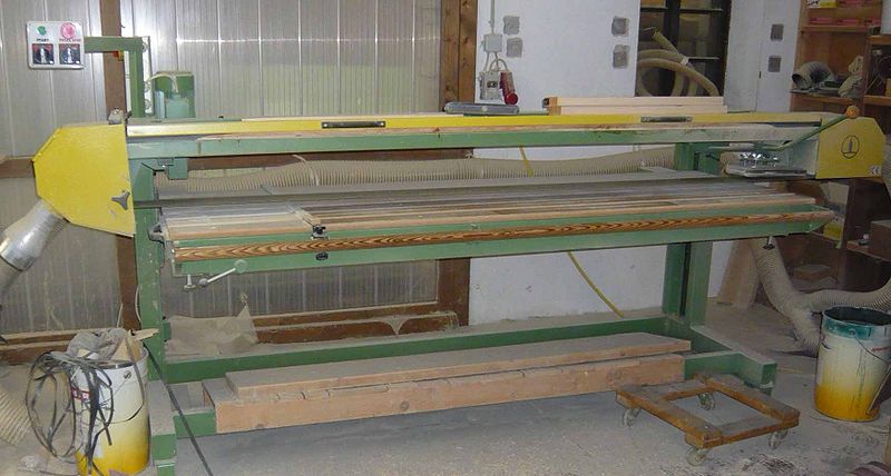 Datei:TischlerBandschleif.jpg