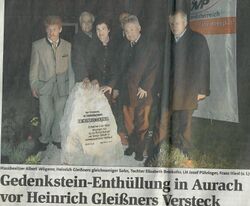 Gedenkstein-Enthüllung.jpg