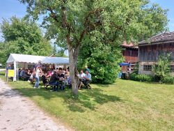 Imkerfrühschoppen Aignerhaus 2023.jpg