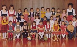1. Kindergartengruppe-1978.jpg
