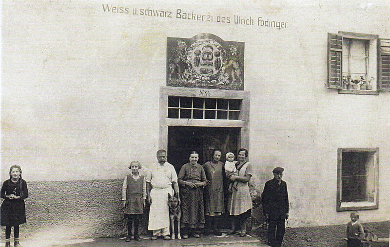 Datei:Bäckerei Födinger 1933.jpg