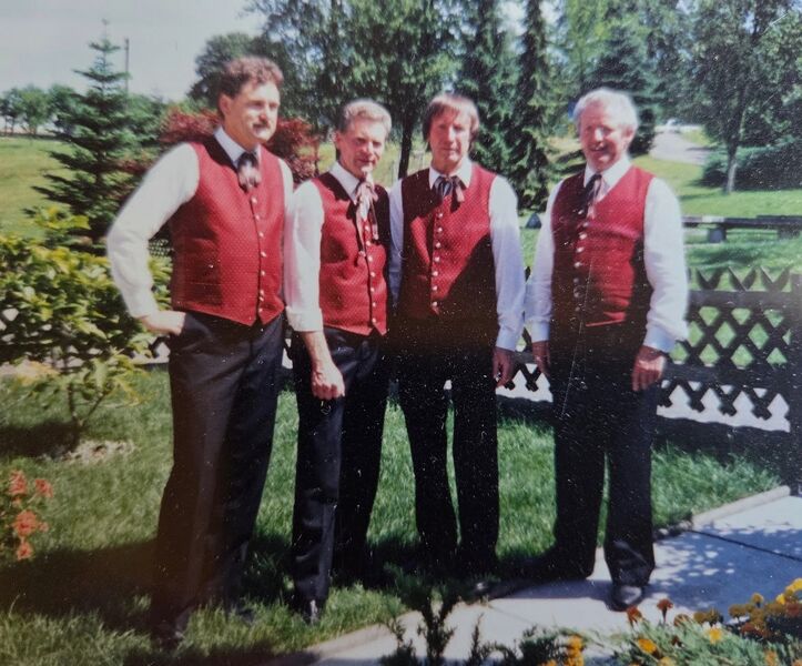 Datei:Auracher Viergesang.jpg