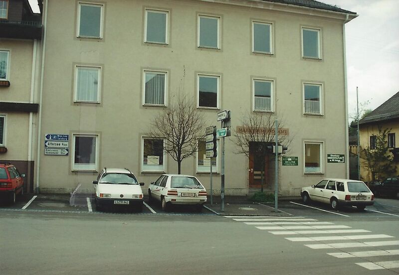 Datei:Haus der kultur 1994.jpg