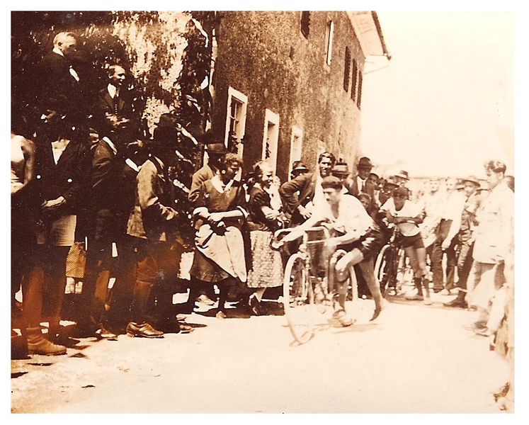 Datei:Radrennen 1936 V Breicher GCh.jpg